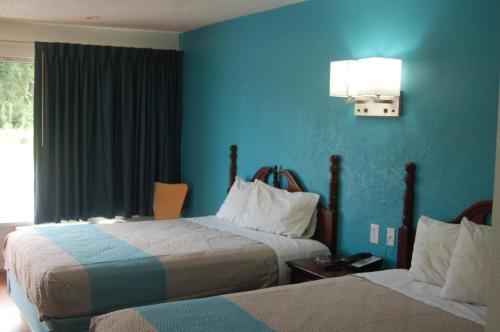 Motel America's Comfort Lodge