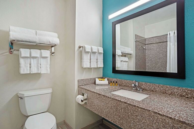 Hotel Best Western Plus Blue Angel Inn