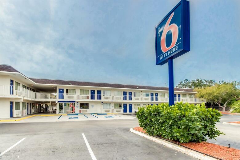 Motel 6 Venice