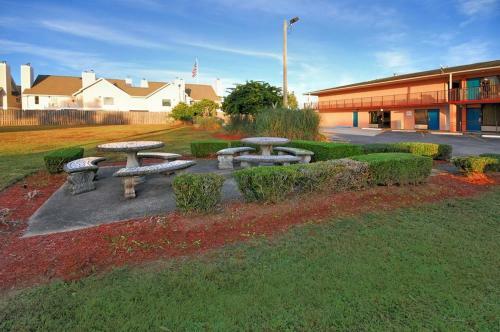 Motel Super 6 Inn & Suites Pensacola