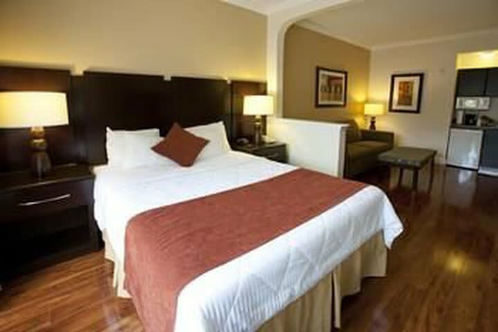 Hotel Best Western Plus Ambassador Suites Venice