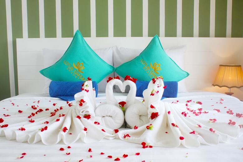 Hotel Lotus Garden Resort