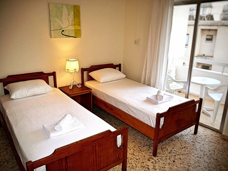 Easystay 04 - One Bedroom Apartment