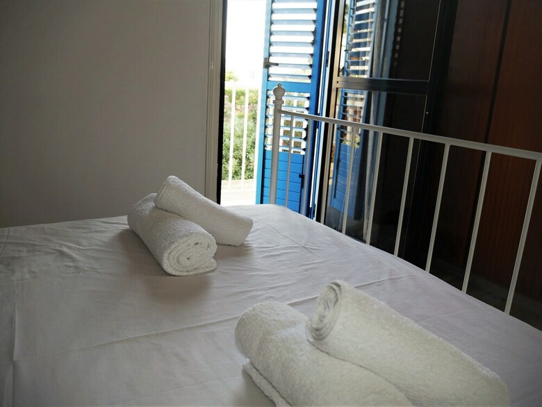 Easystay 03 - Santa Thekla Villa