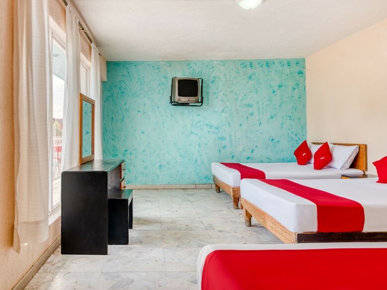Hotel Capital O La Siesta