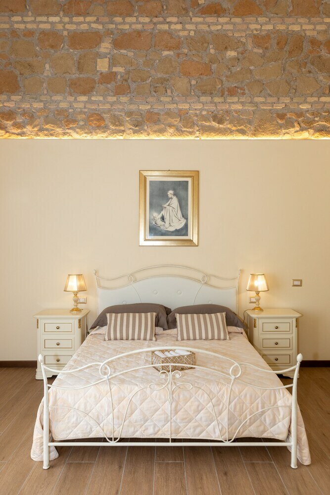 Hotel Kings Home In Rome