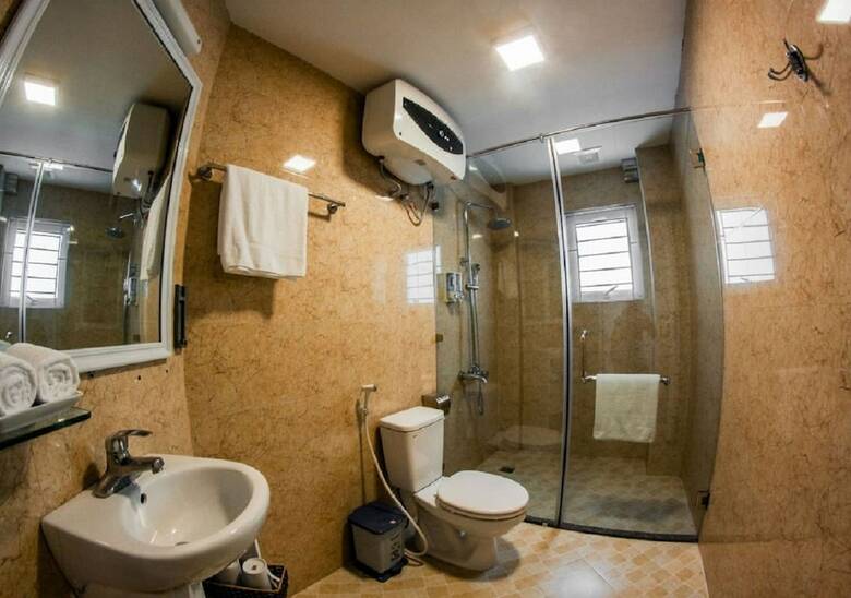 Veris Hotel