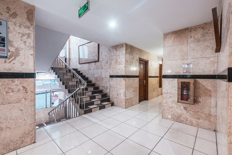 Hotel Oyo 1475 Alia Matraman Syariah