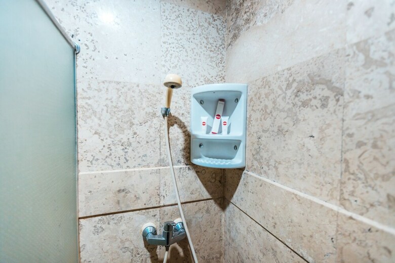 Hotel Oyo 1475 Alia Matraman Syariah