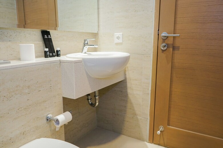 Comfy 2 Br Apartment At Taman Anggrek Residence
