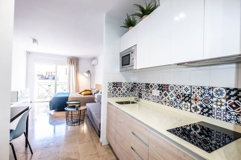 Malagasuite Torremolinos Center Life Apartment
