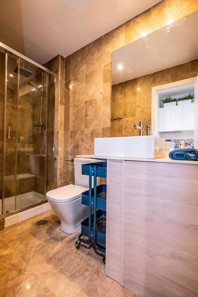 Malagasuite Torremolinos Center Life Apartment