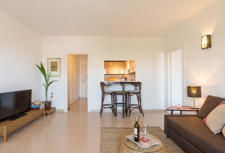 Malagasuite Marina Golf Apartment