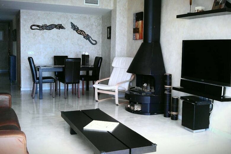 Malagasuite Benalmadena Impressive Views Apartment