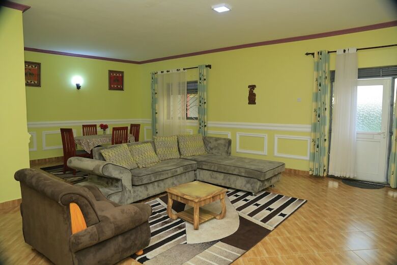 Hotel Mutundwe Villa