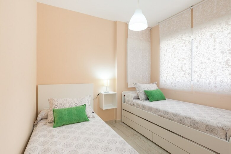 Malagasuite Bajondillo Beach Apartment