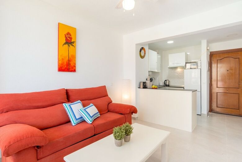 Malagasuite Benalmadena Beach Apartment