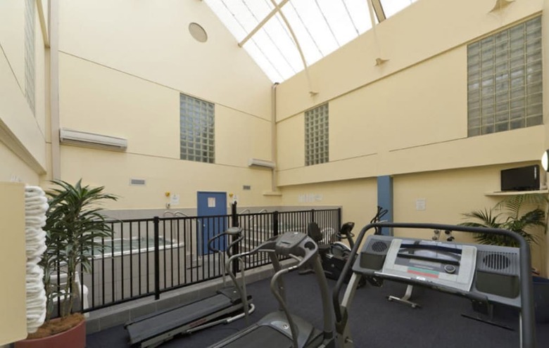 Hotel Madison Capital Executive Apartments