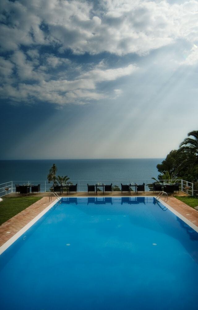 Residencia Villa Oasi