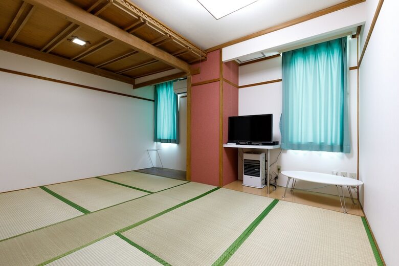Pension Oyo Diversity Hotel Sin Tokiwa