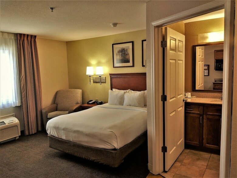 Hotel Candlewood Suites Macon