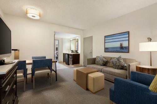 Hotel Embassy Suites Monterey Bay - Seaside