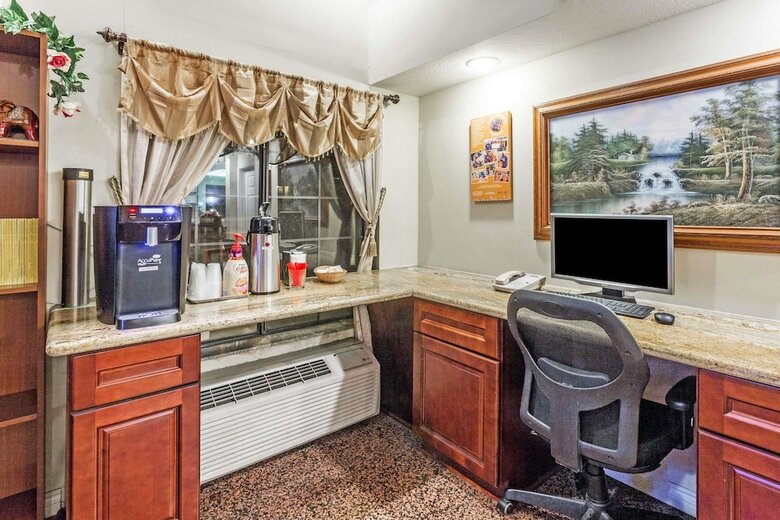 Hotel Howard Johnson By Wyndham Pasadena