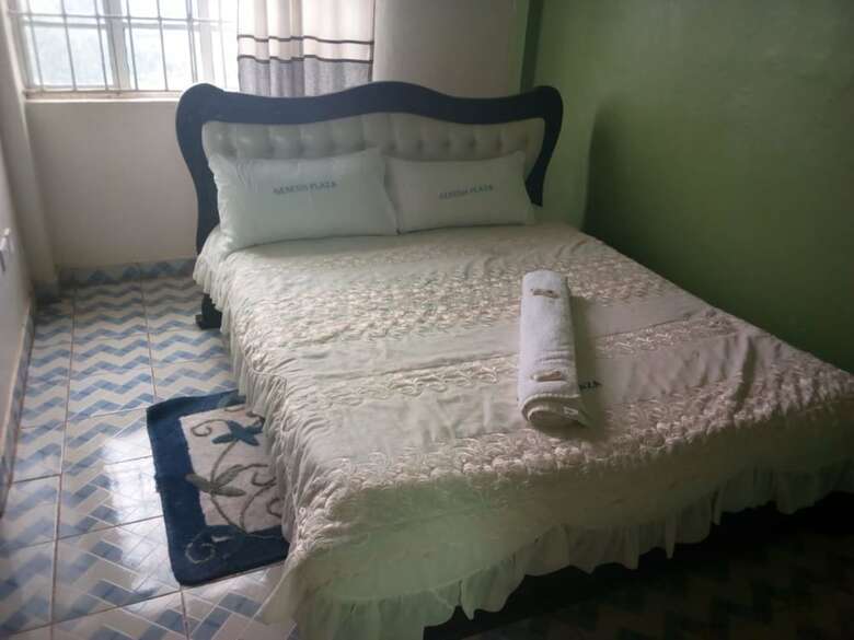 Ideal Hotel