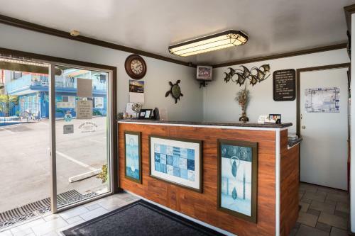 Motel Aqua Breeze Inn