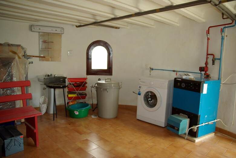 Casa June