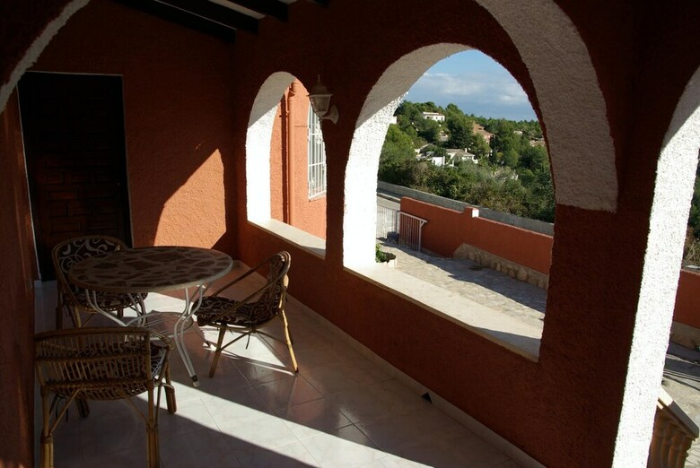 Casa June