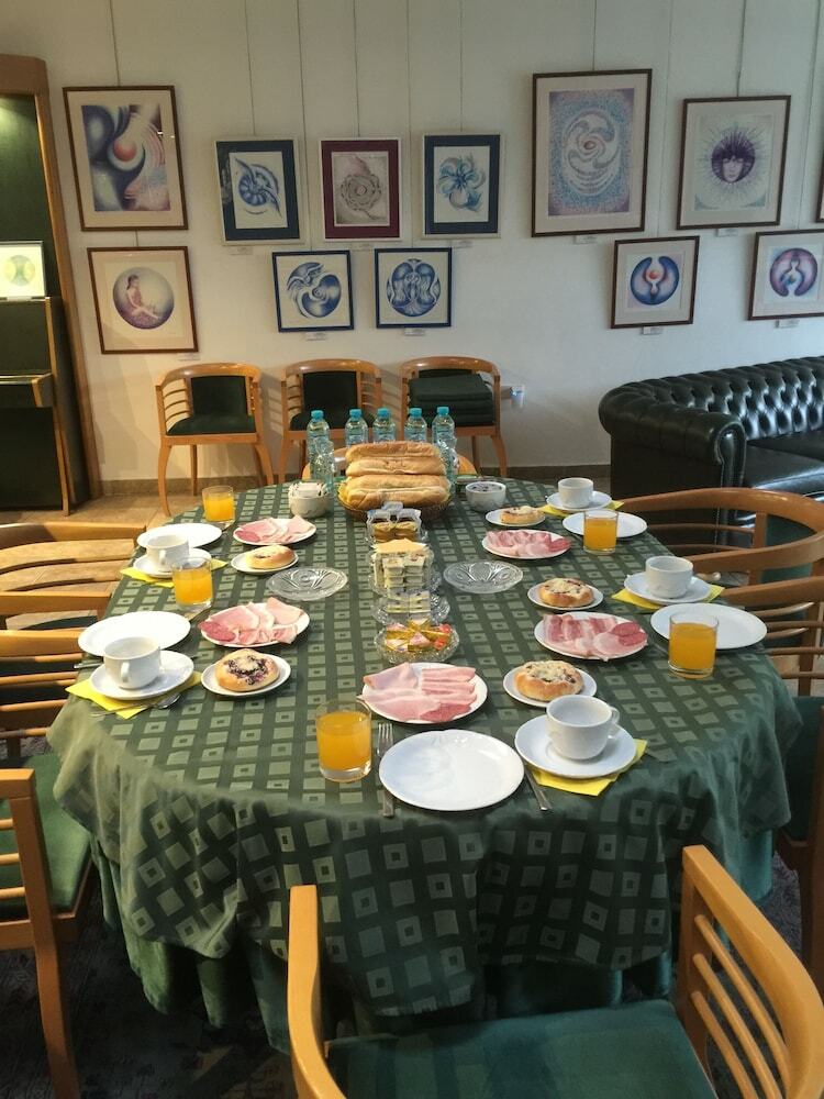 Antik Hotel Sofia Litomysl