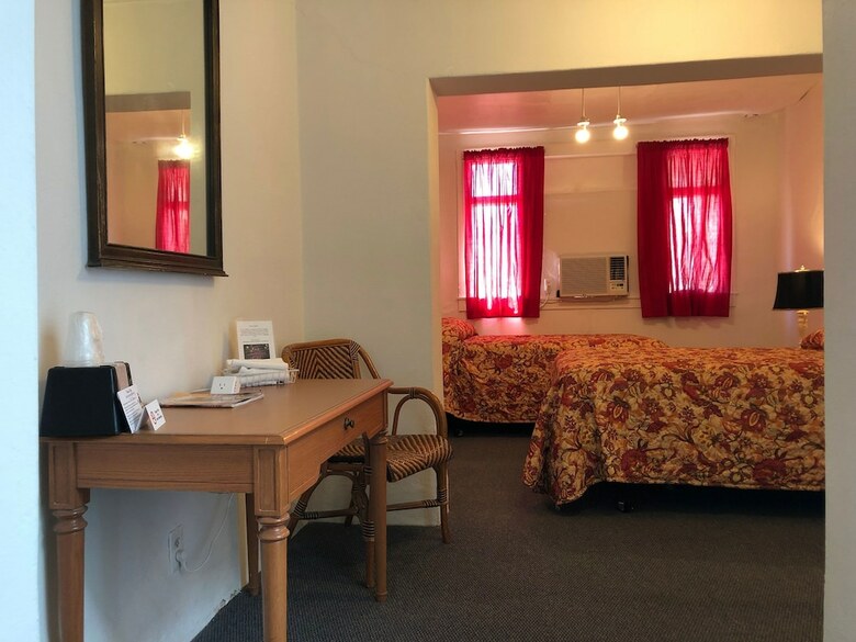 Motel Amargosa Opera House