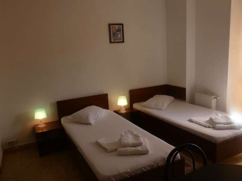 Hostal Taxi Hostel