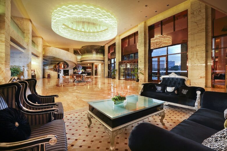 Royal International Hotel