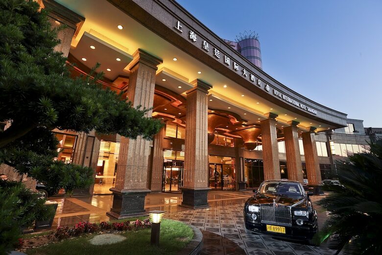 Royal International Hotel