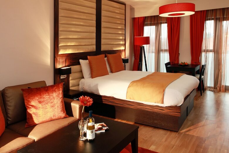Apartamentos Maitrise Suites