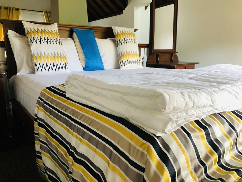 Hotel Swiss Cottage