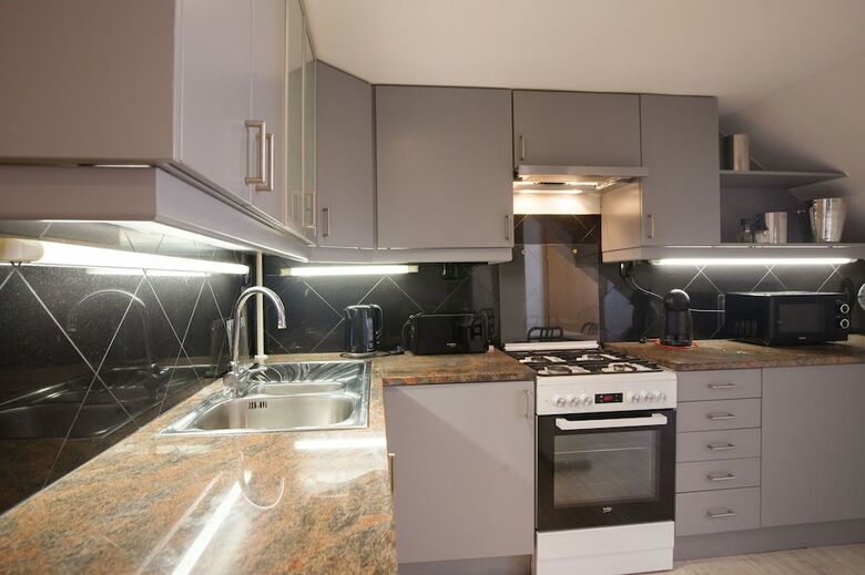 Duplex Apartment With Rooftop Terrace And Castle View