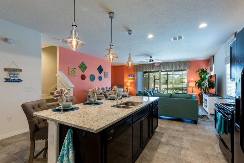 Villa Our Beautiful Spacious Town Home Has Everything New And Is Kept New!