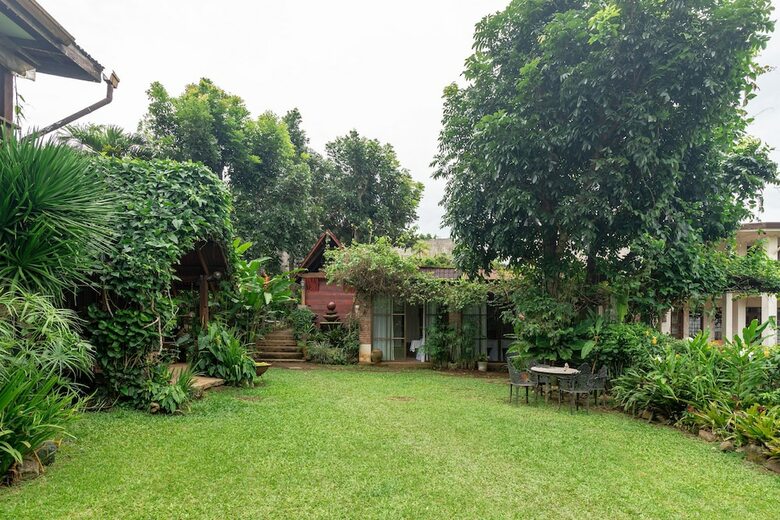 Hotel Casamara Garden Tagaytay