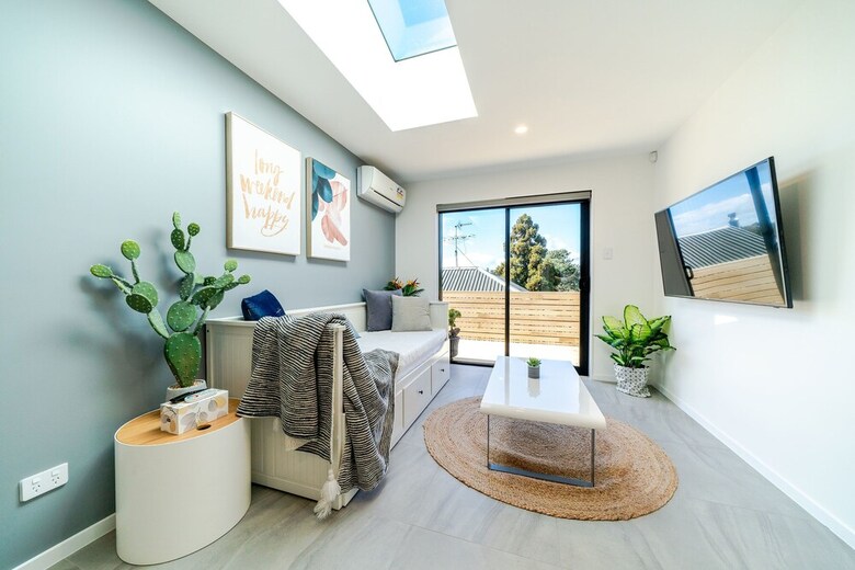 Browns Bay Brand New Super Modern 2
