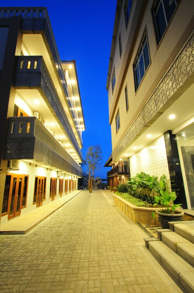 Hotel Nipah Island Resort
