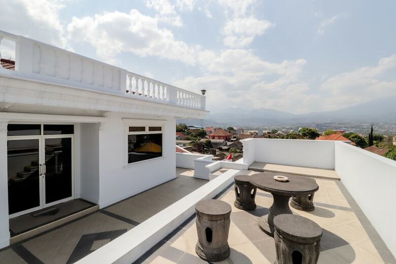 Hotel Hog Batu Guest House Syariah