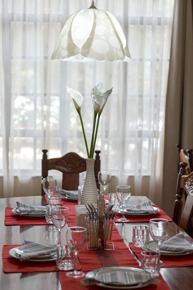 Hotel Takdiri Home