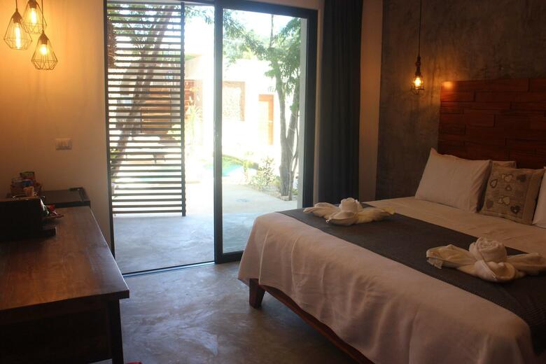 Little Gem Charme Hotel
