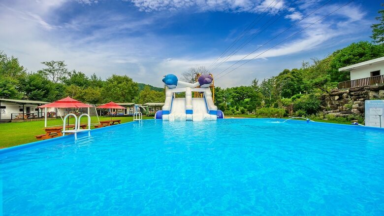 Gapyeong Saeyeon Caravan - Glamping
