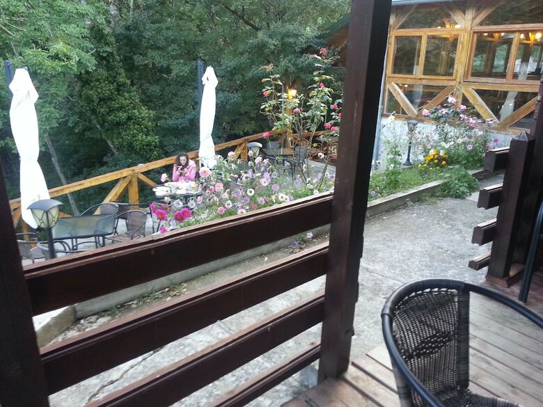 Ravnjak Hotel At Tara Springs Park