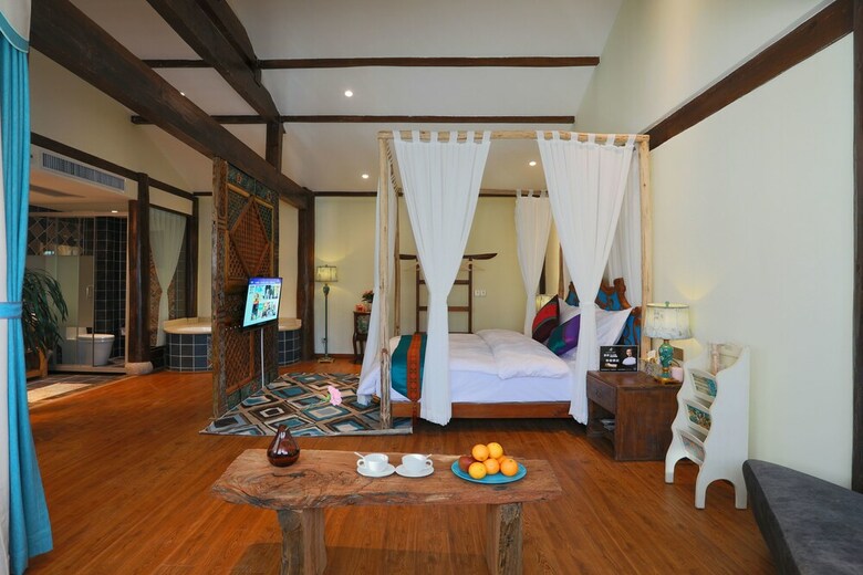 Posada Hua Linglong Courtyard Inn