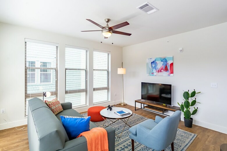 Kasa Dallas North Apartments